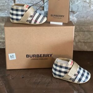 Burberry kids shoes NEW with tags
